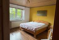 Einfamilienhaus auf großem Grundstück in ansprechender Wohngegend