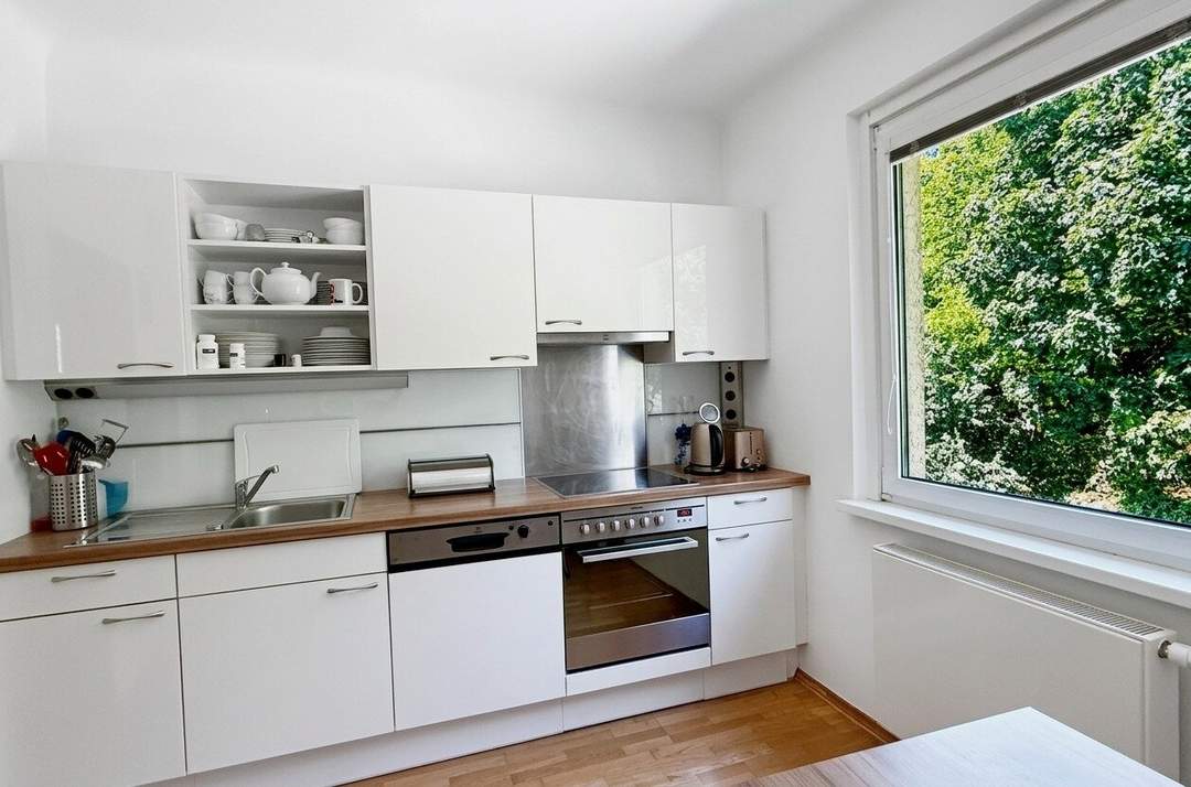 Sofort einziehen &amp; wohlfühlen: Helle 85 m² Wohnung mit Balkon in sehr guter Döblinger Lage