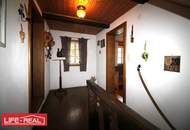 Charmantes Bauernsacherl mit Nebengebäuden - Dorfgebietwidmung, großzügigem Baugrundstück und Grünland