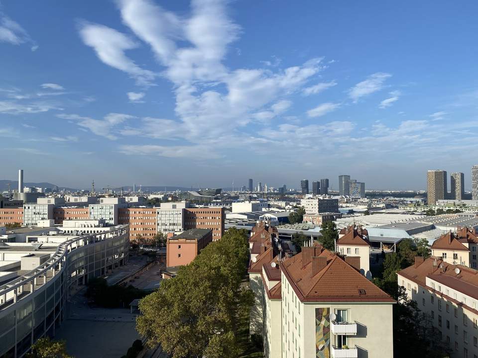 WEITBLICK - 4 Zimmer getrennt begehbar - Loggia PROVISIONSREI - ERSTBEZUG - 3 bedroom Apartment