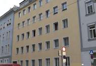Sonnige, top renovierte 3-Zimmer Wohnung - Studenten willkommen