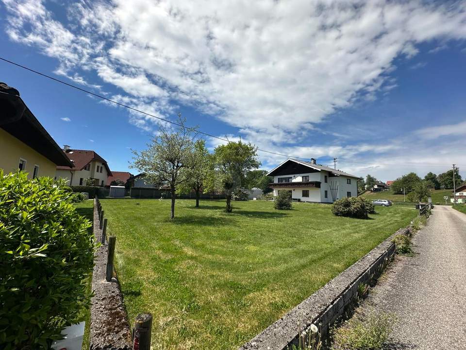 CA. 1.024 M² MIT POTENZIAL FÜR BIS ZU 6 WOHNEINHEITEN
