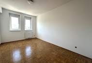 Welzenegg: Wohnung mit Perspektive und Potential
