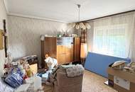 Liebenswerter (Klein-) Familienwohnsitz auf ebenem, bezaubernden Grundstück in ruhiger, begehrter Siedlungslage
