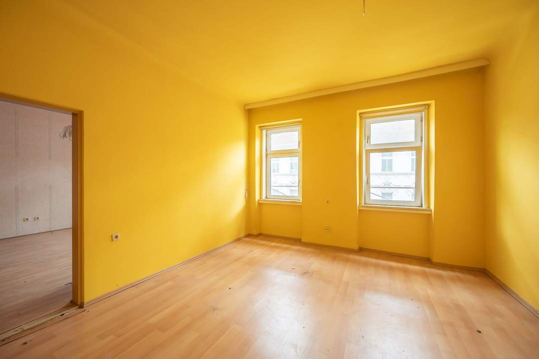++Q16++ sanierungsbedürftige 2-Zimmer Altbauwohnung, viel Potenzial