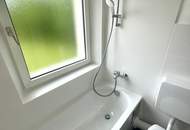 Ein Zuhause zum Verlieben: 4-Zimmer-Wohnung mit sonnigem Grünblick, lichtdurchfluteten Räumen, hochwertig saniertem Badezimmer, großzügiger Küche & viel Platz für Familien!