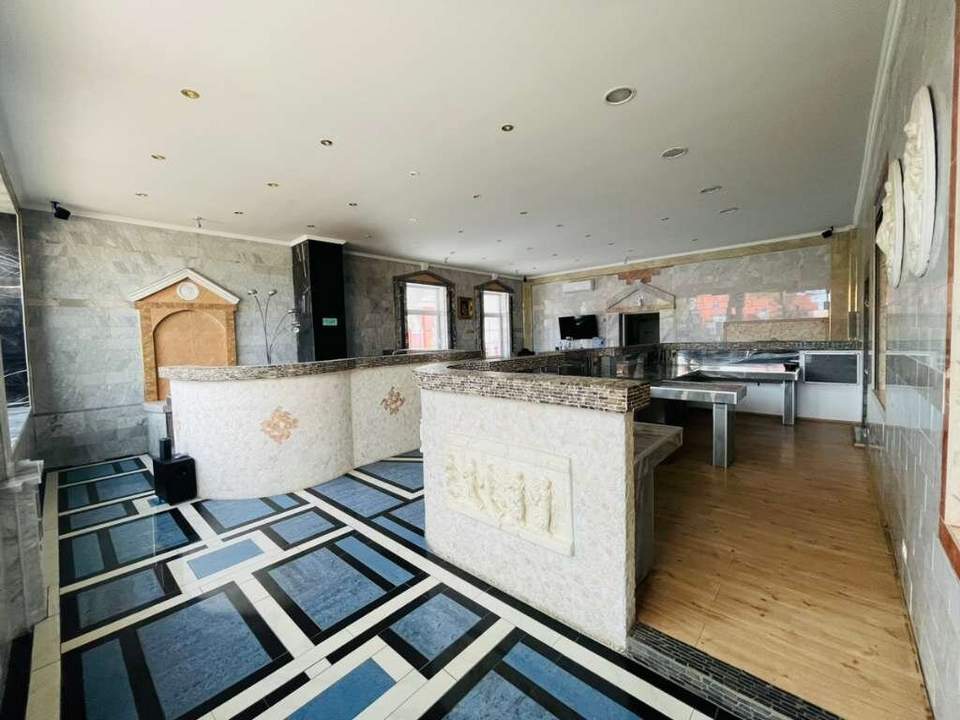 Schönes, großes, helles Büro PROVISIONFREI!!!