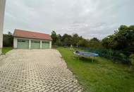 Eine schöne 4 - Zimmer Mietwohnung mit Gemeinschaftsgarten ca. 1500m²