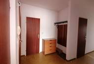 Wohnung mit Sanierungsbedarf – 74 m² Wohnfläche + Loggia und Kellerabteil
