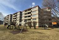 *** Raum für Ideen – 88,6 m² EG-Wohnung mit 8,15 m² Balkon und guter Energieeffizienz zum individuellen Veredeln in Top-Infrastrukturlage ***