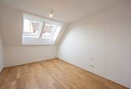 EDUART-Die Kunst des Wohnens: Hochwertiger 3-Zimmer DG-ZWEITBEZUG mit ca. 15m² Balkon! (10/19)