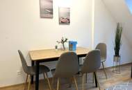 *MÖBLIERTE DG-WOHNUNG* mit herrlichem Balkon und Klimaanlage