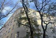 Stilvolle Altbauwohnung in renoviertem Gründerzeithaus – 3,5 Zimmer in grüner Hofruhelage