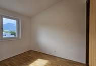 Exklusive 3-Zi.-DG-Wohnung mit Gebirgsblick in ruhiger Lage