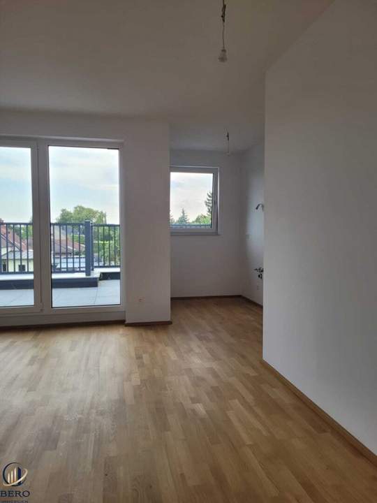 2 Zimmer-Dachgeschosstraum in Ruhelage mit 13 m² Terrasse