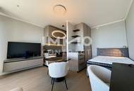 Dem Himmel so nah: Elegant möbliertes Studio im 42. Stock mit Cityblick (Pool, Gym, Spa, Lounges)