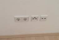 Tokiostraße / Kirschblütenpark: VIS / Japanische Schule: Möblierte 4 Zimmer-Maisonetten-Wohnung mit einer Loggia und Terrasse + optionaler Garagenstellplatz!