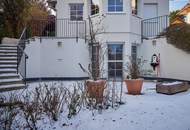 Frisch renoviert! Make your dreams come true! Traumlage + Traumhaus + Indoor Pool + Sauna + Toller Wienblick + Grün wohin das Auge reicht! Enjoy life!