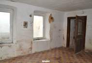 Charaktervolles Stadthaus in Heidenreichstein mit Garten &amp; Entwicklungspotenzial