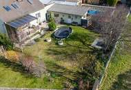 Saniertes Einfamilienhaus mit großem Garten in sehr guter Lage und ausgezeichneter Infrastruktur.