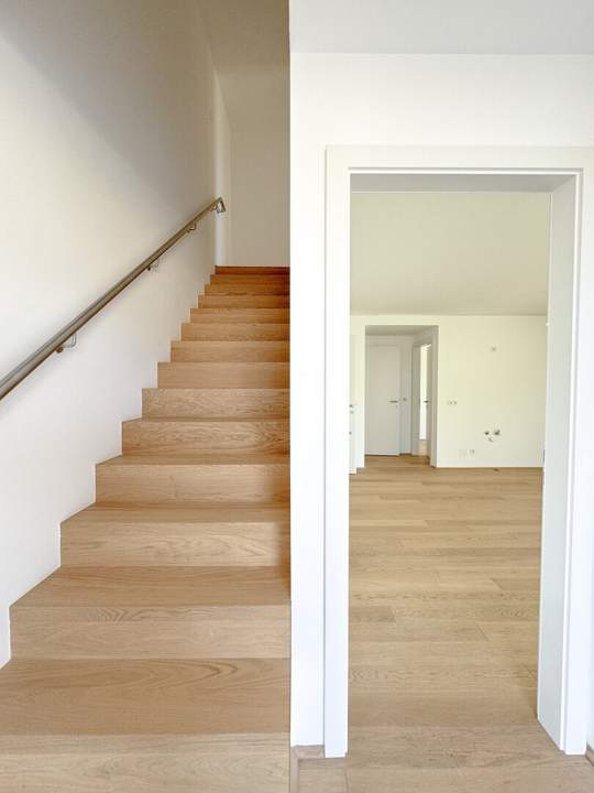 **NEUE**Helle 121 m² Eigentumswohnung – Erstbezug mit ca.100 m2 Garten, Balkon &amp; Terrasse