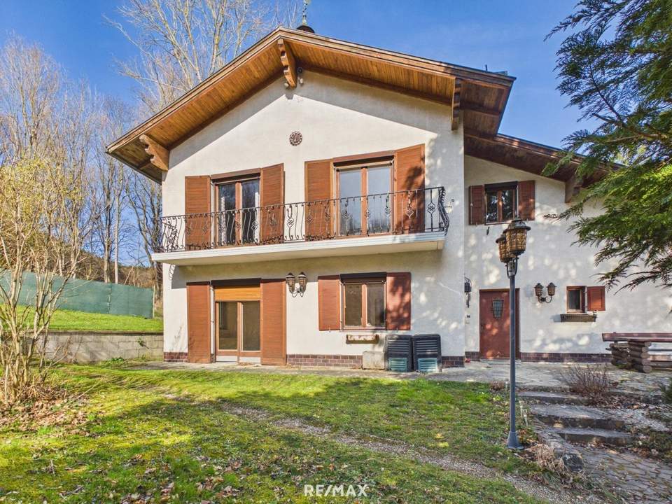 Ein Haus mit Aussicht &amp; Charakter in Heiligenkreuz zu kaufen!