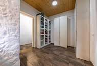 Ländliche Eleganz nahe Wien: Einzigartiges Anwesen mit viel Privatsphäre, Fitness- und Gästebereich!