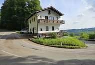 Sanierungsbedürftiges Haus in Aussichtslage