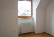 Neu sanierte 3-Zimmer Wohnung mit Küche und Balkon!