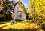Charmantes 1.202 m² Grundstück mit kleinem Haus und viel Potenzial (ca. 750- 800 m² Wohnfläche möglich!)