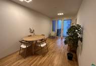 Helle 2-Zimmer-Balkonwohnung ab 01.12., wenige Schritte zur U1 Rennbahnweg
