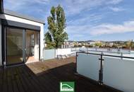 "Eingebettet in den Wolken" .... Traumhafte DG-Wohnung mit riesigen Fernblick-Terrassen im begehrten 18.Bezirk inkl. 2 Stellplätzen! - JETZT ZUSCHLAGEN