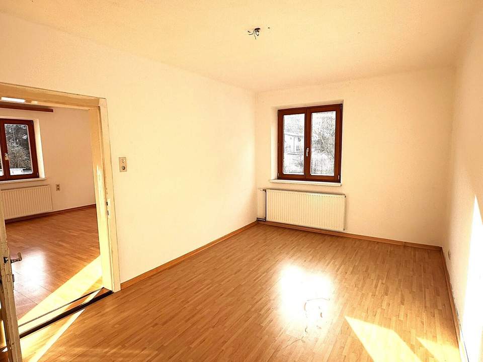 MÜRZSTEG - GEPFLEGTE, SONNIGE MIETWOHNUNG