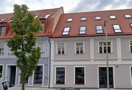 TOLLES ZINSHAUSPAKET! NEU ERRICHTETES WOHN- und GESCHÄFTSHAUS DIREKT AM HAUPTPLATZ!