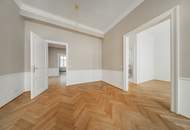 Erstklassig sanierte 2-Zimmer-Altbauwohnung in begehrter Lage