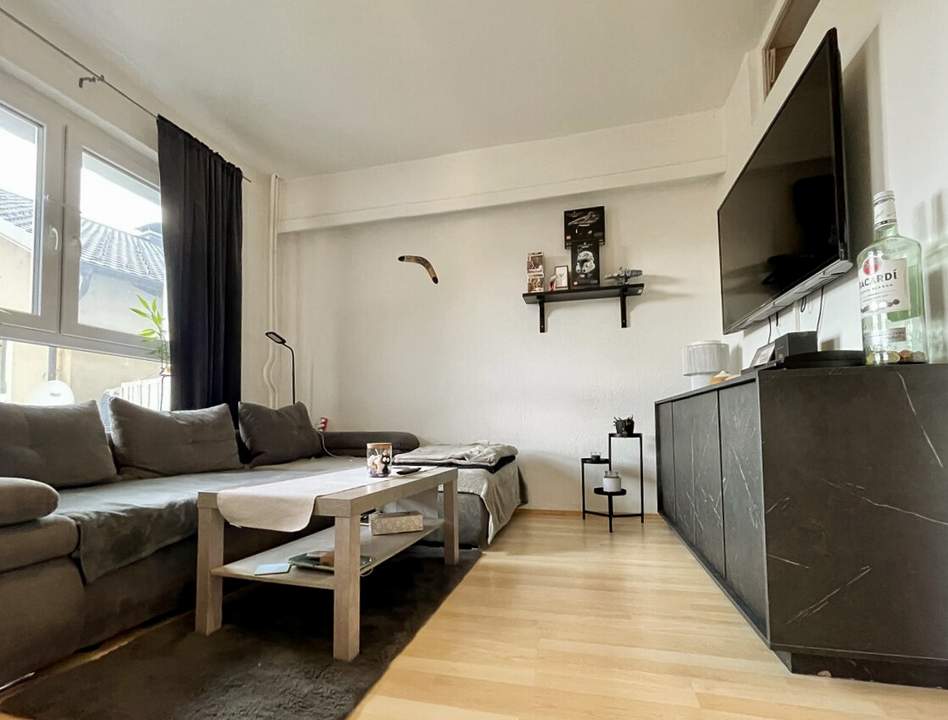 Zum Kauf steht eine ca. 46 m² große 1,5-Zimmer-Wohnung in Voitsberg!