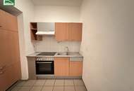 Altbau-Charme in Ruhelage nahe U4 und Theresienbad!
