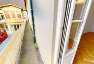 Wunderschöne Altbauwohnung mit Balkon