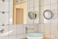Elegante, sehr ruhige, klimatisierte 2-Zimmer Eigentumswohnung mit Dachterrassen- und Gartennutzung - eigener PKW-Stellplatz