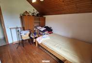 Mehrfamilienhaus mit Entwicklungspotenzial: 4 Einheiten – teilweise vermietet, mit Ausbau- und Sanierungsmöglichkeiten