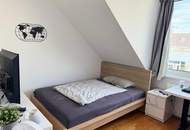 Lichtdurchflutete Dachgeschosswohnung mit Loggia - wohnen über den Dächern der Linzer Hauptstraße!