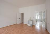 ++NEU++ renovierungsbedürftige 2-Zimmer ALTBAU-WOHNUNG in sehr guter Lage!