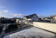 Erstbezug !! Traumhafte Doppelhaushälfte , Wohnkeller mit Garten und 2 Stellplätzen!