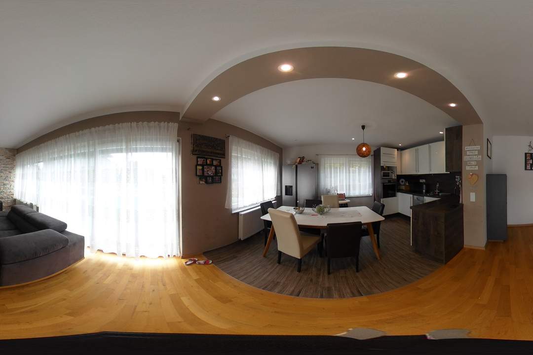 Hochwertig modernisiertes Wohnhaus auf großem Grundstück in Gratwein