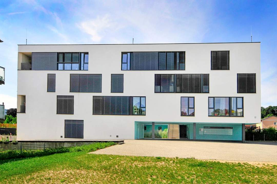 Barrierefreie Eigentumswohnung mit Küche, Loggia und Tiefgaragenstellplatz in TOP-LAGE!