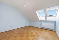 IMPOSANTER LANDSITZ FÜR HOHE ANSPRÜCHE! GROßZÜGIGE WOHN-UND NUTZFLÄCHEN SOWIE ÜBER 5000 m2 LAND