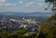 Traumhaftes Grundstück mit Bebauungstudie, Nähe Kahlenberg