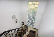 Zweifamilienwohnhaus in Sonnenlage und 2. Baulandgrundstück in beliebter Gemeinde