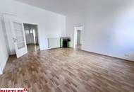 Wunderschöne helle 3-Zimmer Altbauwohnung mit neuer Küche und modernen Badezimmern!