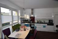 „Zentrumsnahe 2 Zimmer-Wohnung“ mit Loggia und Tiefgaragenplatz! In begehrter, ruhiger Lage! Ca. 60 m²